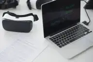 Como Transformar Gadgets em Renda: 3 Formas Inovadoras de Usar a Tecnologia Para Fazer Dinheiro em 2025