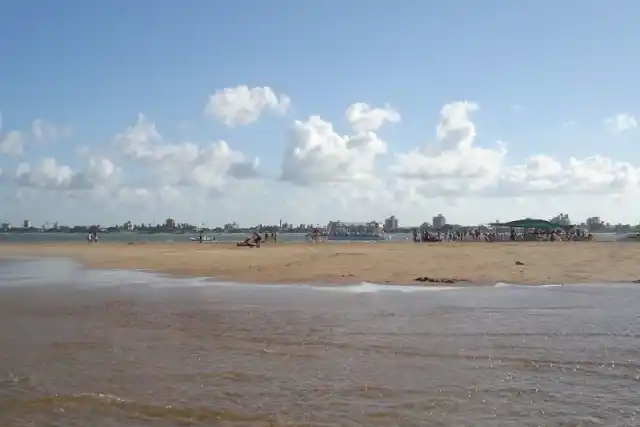 Descubra a Ilha de Areia Vermelha: Uma das Maravilhas de João Pessoa