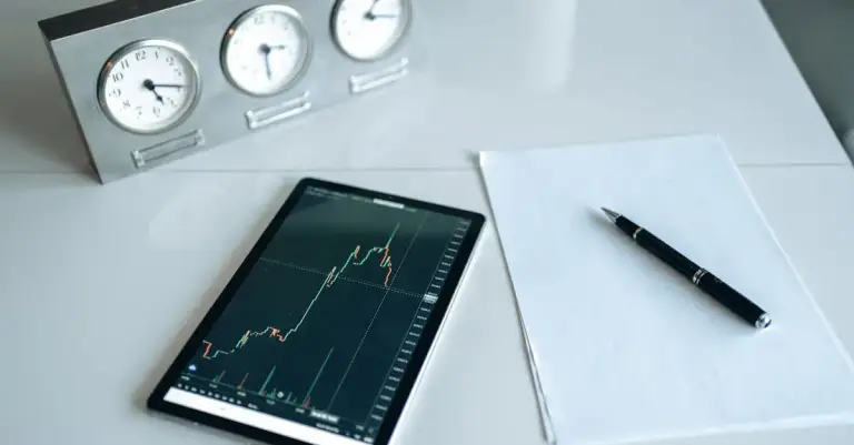 Finanças Comportamentais 5.0: Desvendando Mentes, Otimizando Bolsos em 2026