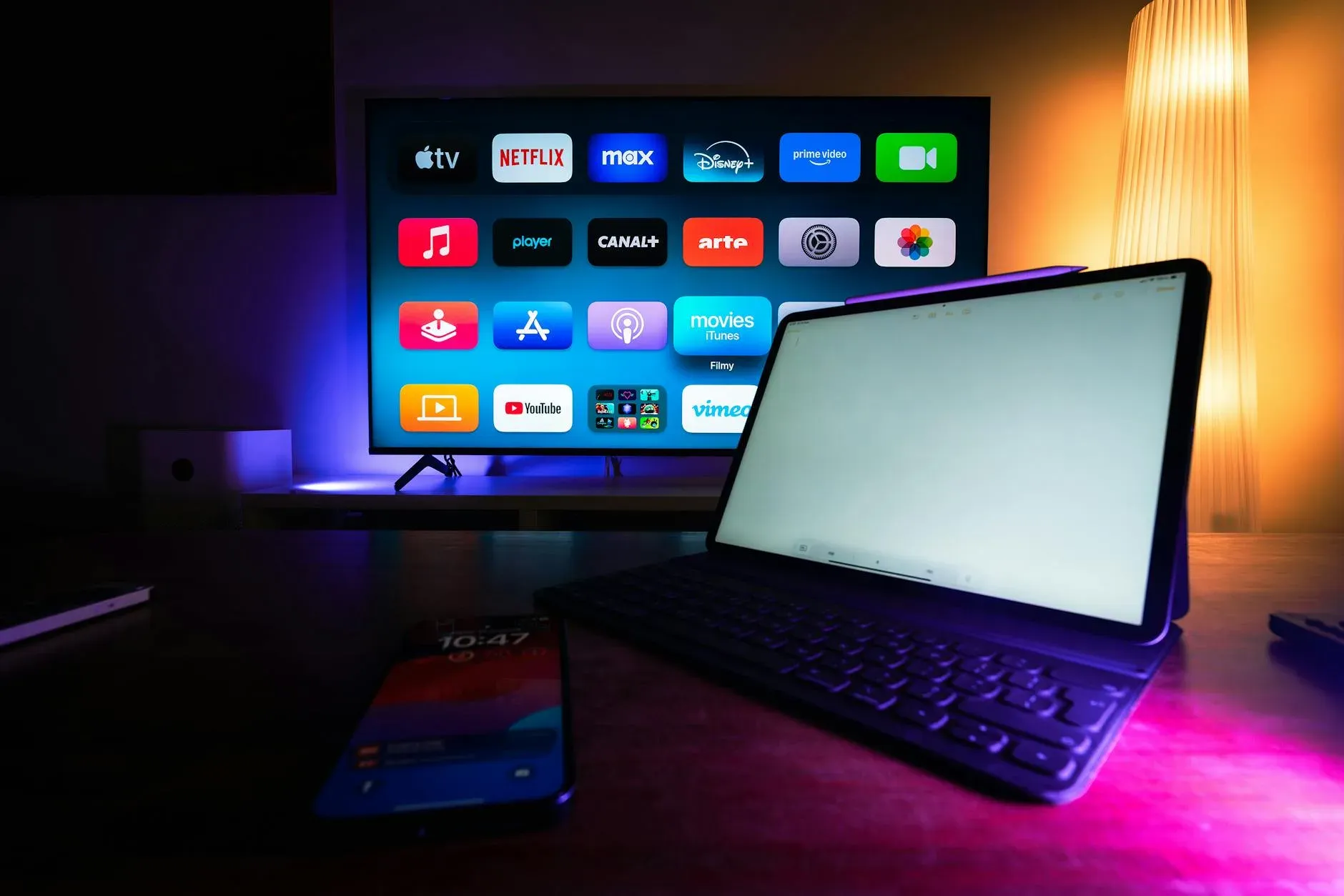 Melhores Plataformas de Streaming com Canais ao Vivo — ilustração