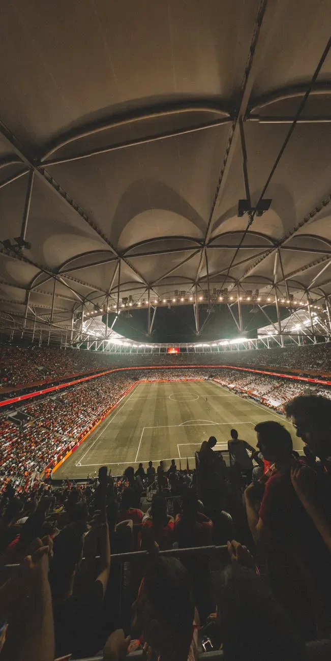 Foto profissional grátis de amontoado, arena, arquitetura contemporânea
