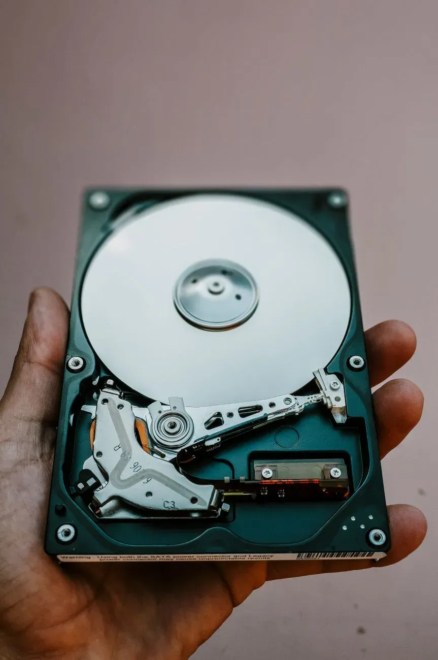 Foto profissional grátis de abrir disco rígido, acesso a dados, armazenamento